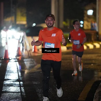 Runner Photo 7658545