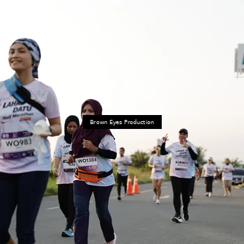 Runner Photo 7658578