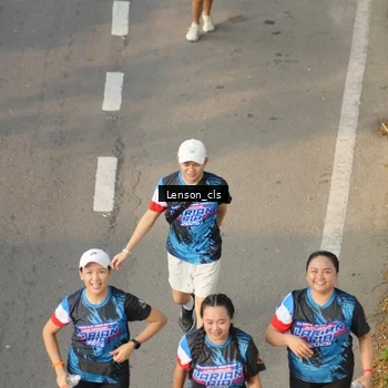 Runner Photo 7658584