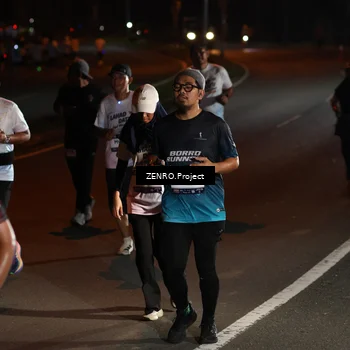 Runner Photo 7658588