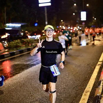 Runner Photo 7658589