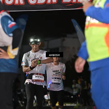 Runner Photo 7658591