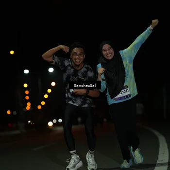 Runner Photo 7658596
