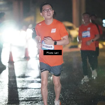 Runner Photo 7658597
