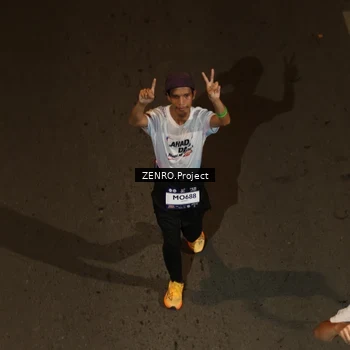 Runner Photo 7658598