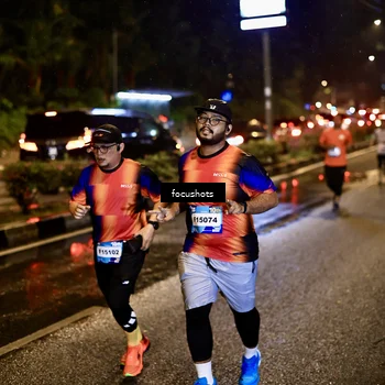Runner Photo 7658624