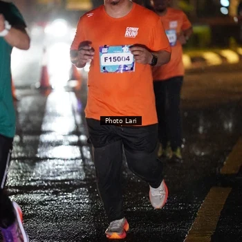 Runner Photo 7658637