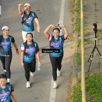 Runner Photo 7658644