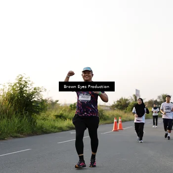 Runner Photo 7658646