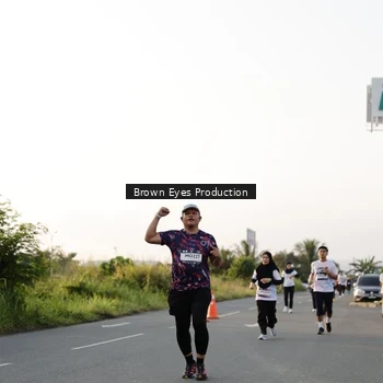 Runner Photo 7658648