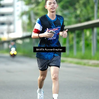 Runner Photo 7658660