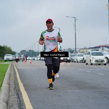 Runner Photo 7658667