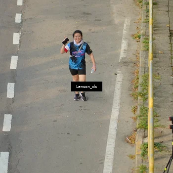 Runner Photo 7658676