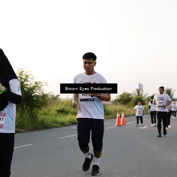 Runner Photo 7658681