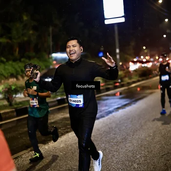 Runner Photo 7658682