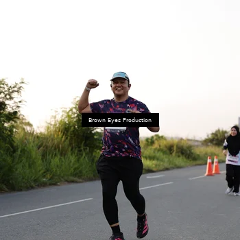 Runner Photo 7658686