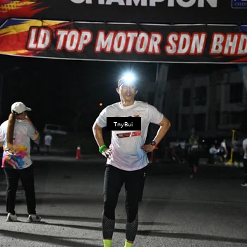 Runner Photo 7658689