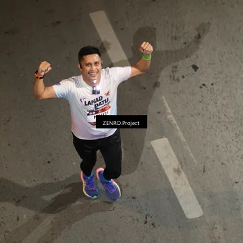 Runner Photo 7658691