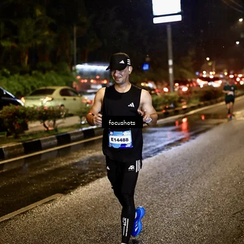 Runner Photo 7658700