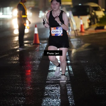 Runner Photo 7658705