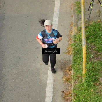 Runner Photo 7658718