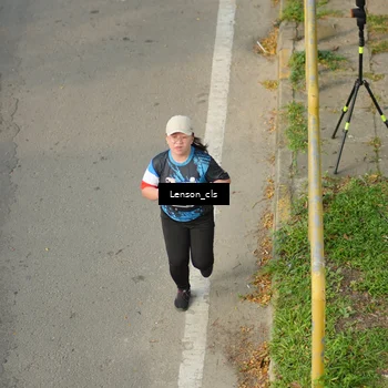 Runner Photo 7658719