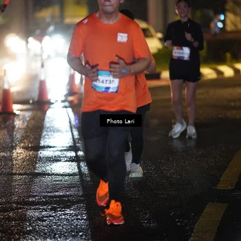 Runner Photo 7658733