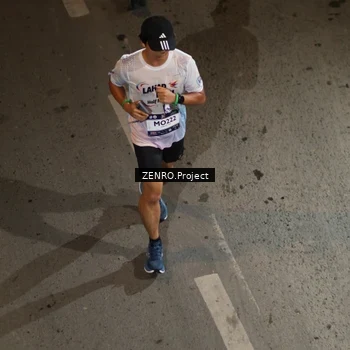 Runner Photo 7658735