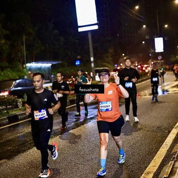 Runner Photo 7658748
