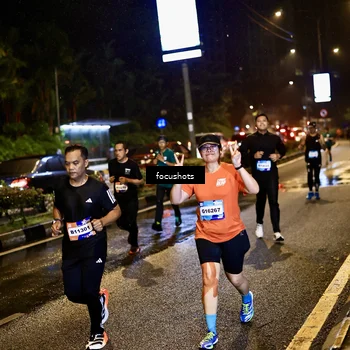 Runner Photo 7658749