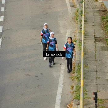 Runner Photo 7658750