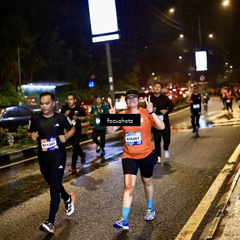 Runner Photo 7658754