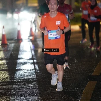 Runner Photo 7658769
