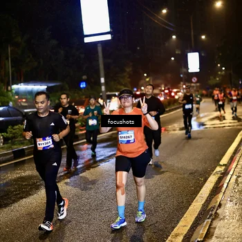 Runner Photo 7658773