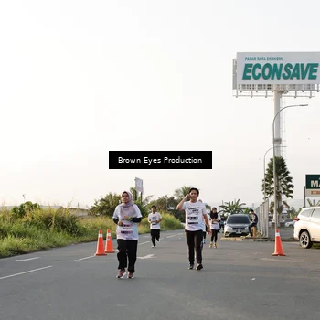 Runner Photo 7658780