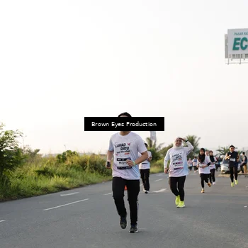 Runner Photo 7658782
