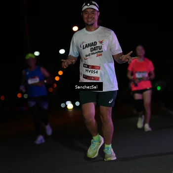 Runner Photo 7658783