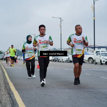 Runner Photo 7658801