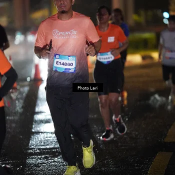 Runner Photo 7658821