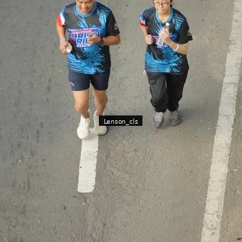 Runner Photo 7658853