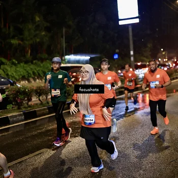 Runner Photo 7658862
