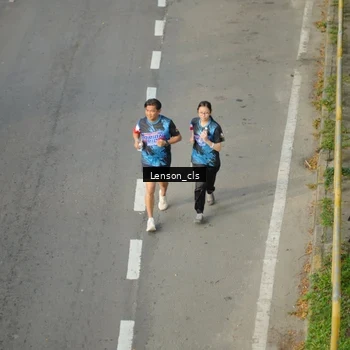Runner Photo 7658865