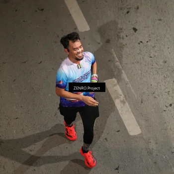 Runner Photo 7658869