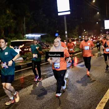 Runner Photo 7658876