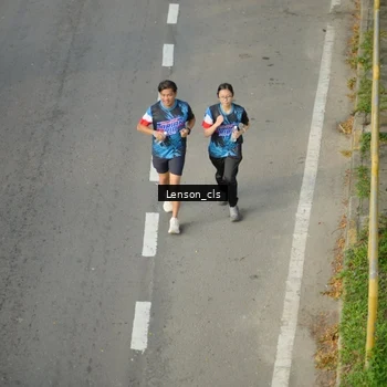 Runner Photo 7658890