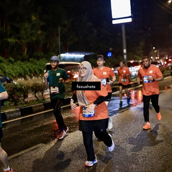 Runner Photo 7658893