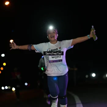 Runner Photo 7658915