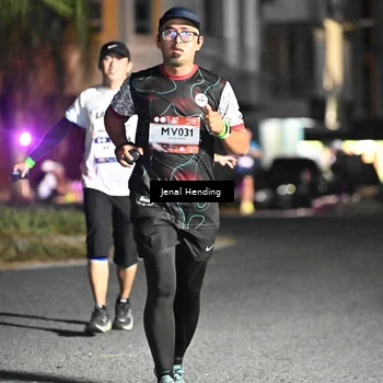 Runner Photo 7658929