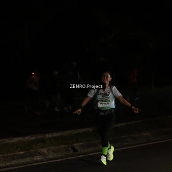 Runner Photo 7658943