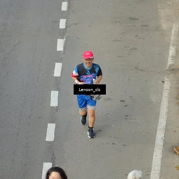 Runner Photo 7658953